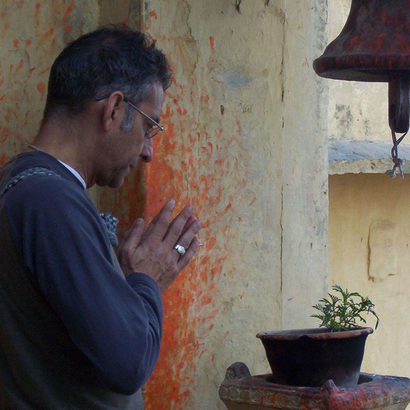 Arun Deva prayer yoga