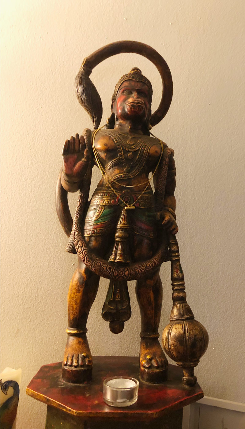 Hanuman statue